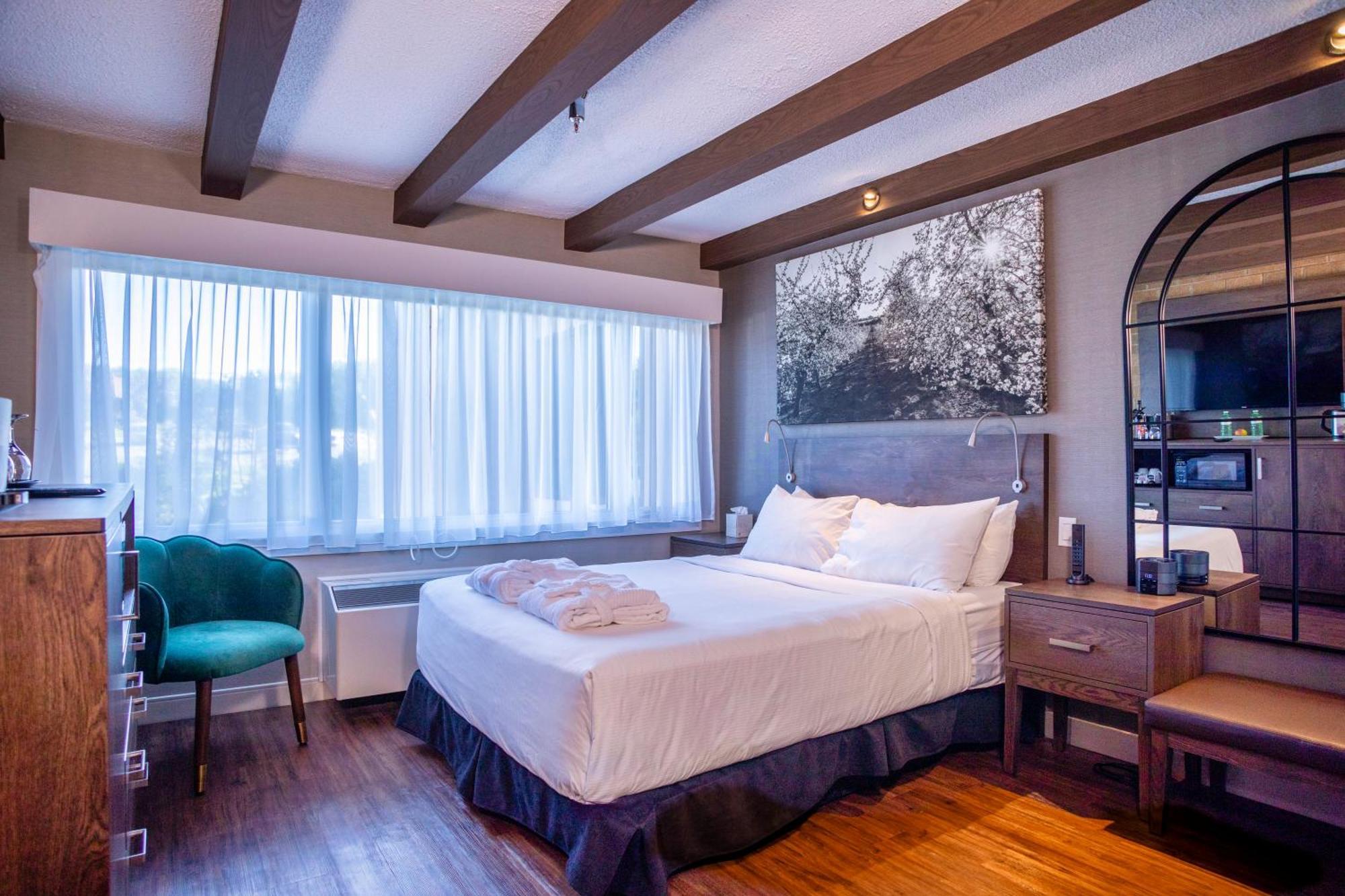 Old Orchard 4*